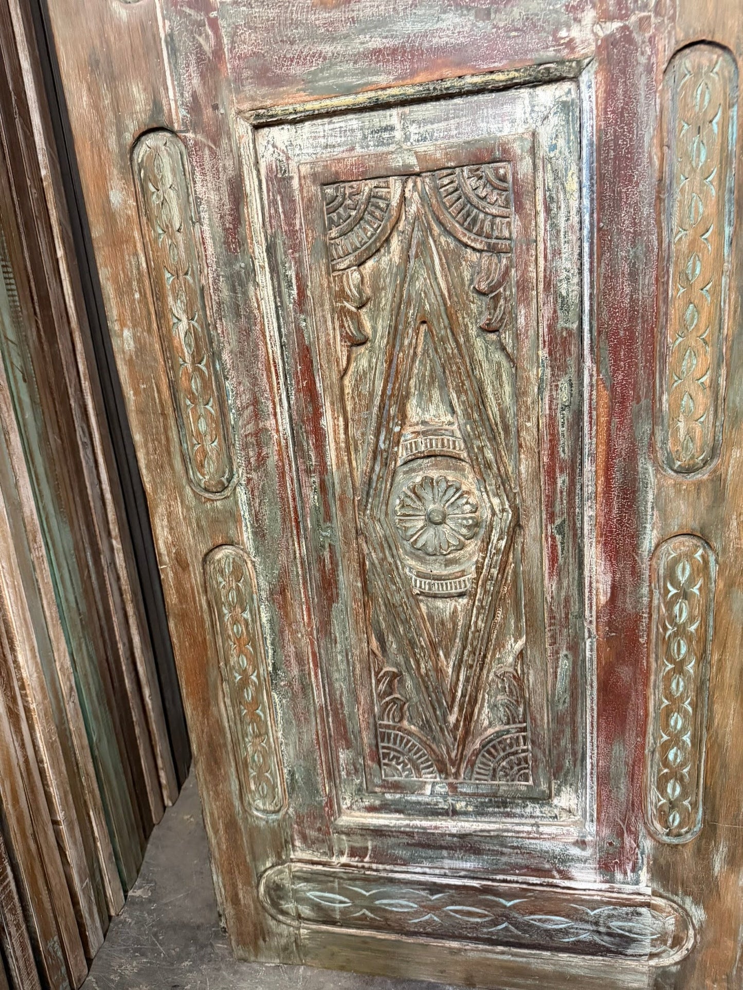 Antique Carved Door Distress Wood French Bedroom Doors 96x30.5