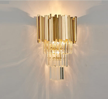 Post-Modern Crystal Wall Sconce – Luxury Warm Light for Hallway, Bedroom, or Bedside