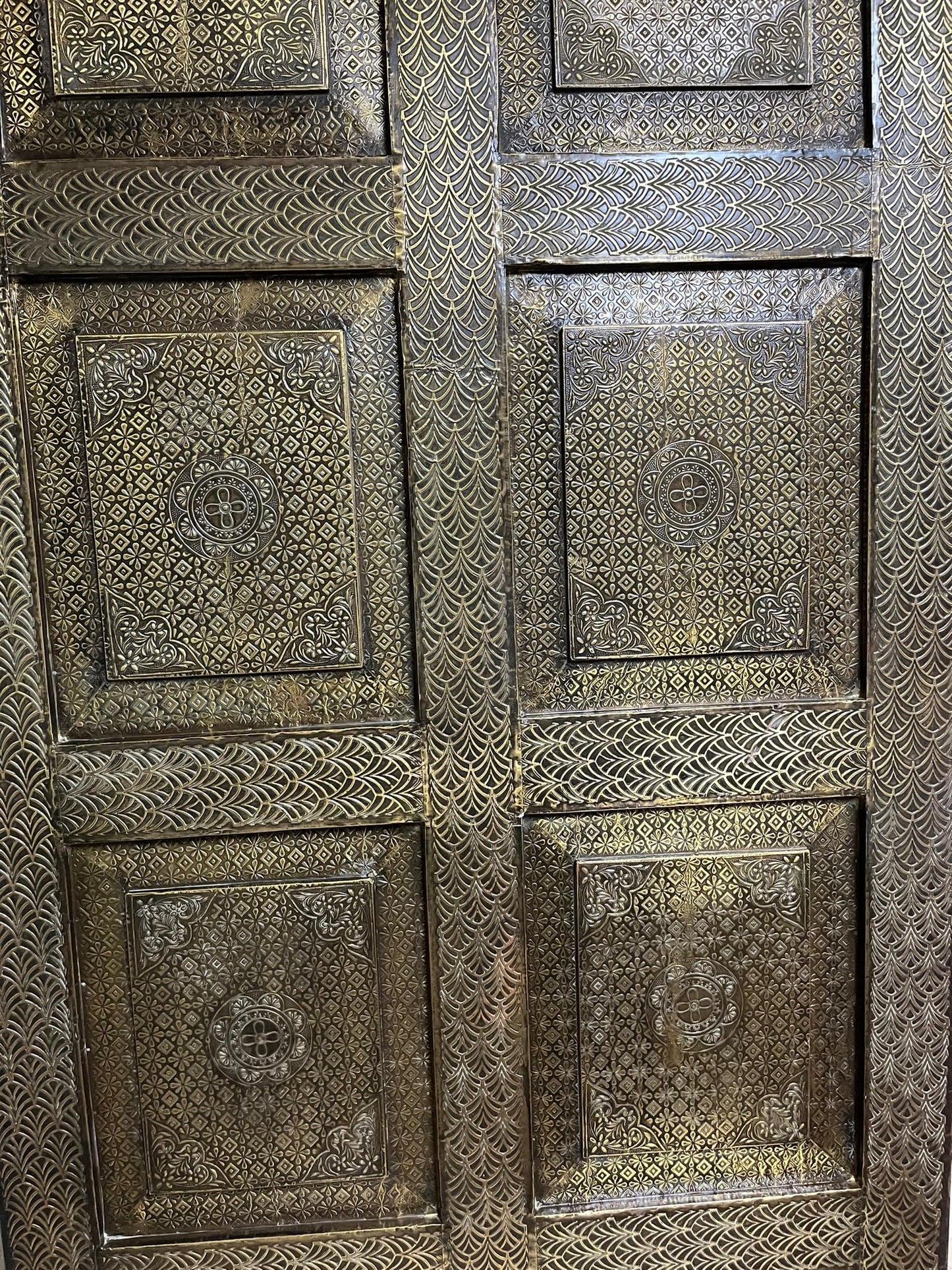 Vintage Brass Cladded Door Artisan Carved Barndoor Farmhouse Doors 80x36