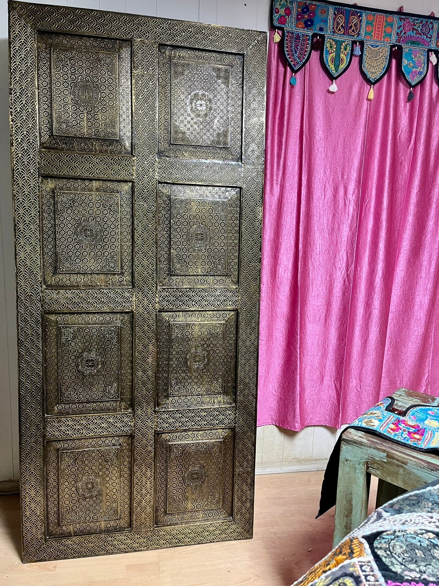 Vintage Brass Cladded Door Artisan Carved Barndoor Farmhouse Doors 80x36