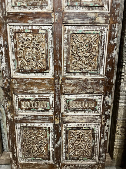 Vintage Statement Carved Door Rustic Distressed Single Barndoor 80x35