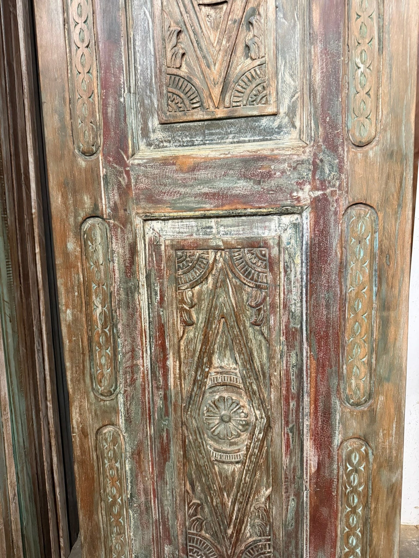 Antique Carved Door Distress Wood French Bedroom Doors 96x30.5